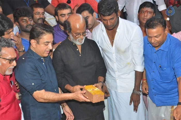 vishal,nadigar sangam,new building,hero vishal,rajinikanth,kamal haasan  వీడు విశాల్ రా...బుజ్జి....! 